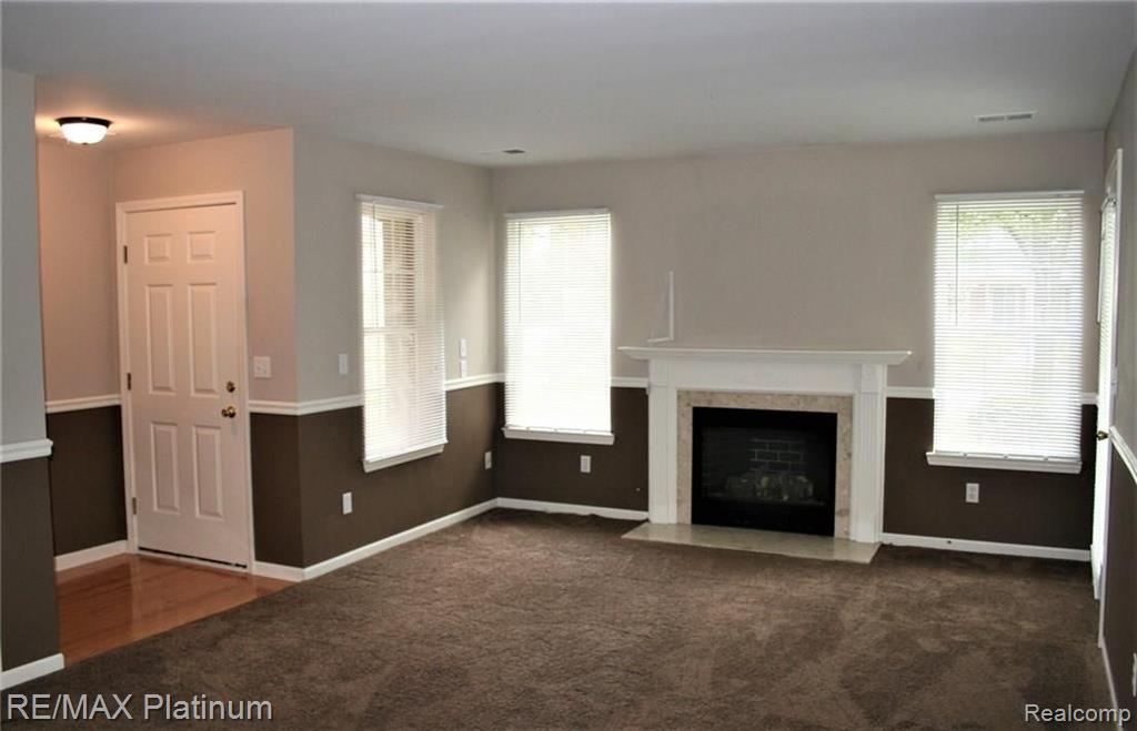 4074 Hampton Ridge Boulevard, Unit 58 Howell, MI 48843 - Photo 5 of 37