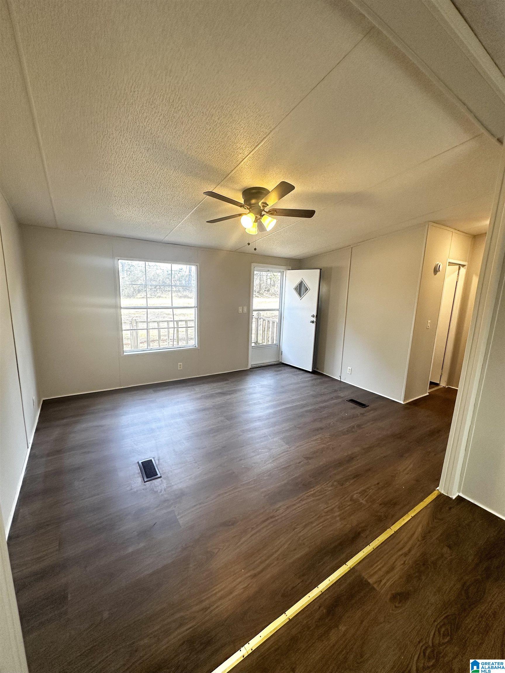 1127 Banks Road Roanoke, AL 36274 - Photo 10 of 34