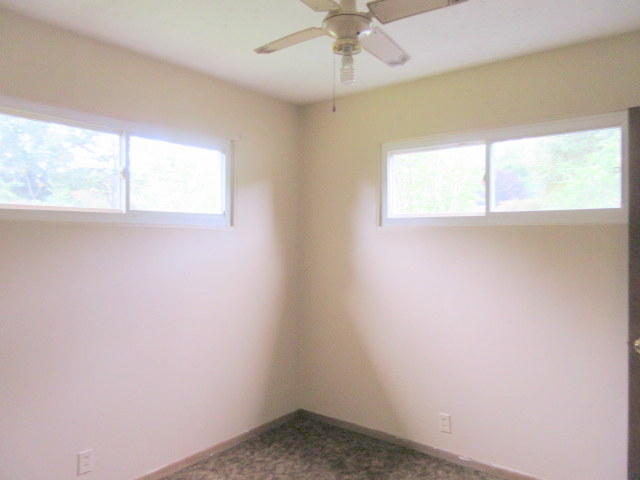8101 Harmon Road Powell, TN 37849 - Photo 7 of 10 IMG_1601