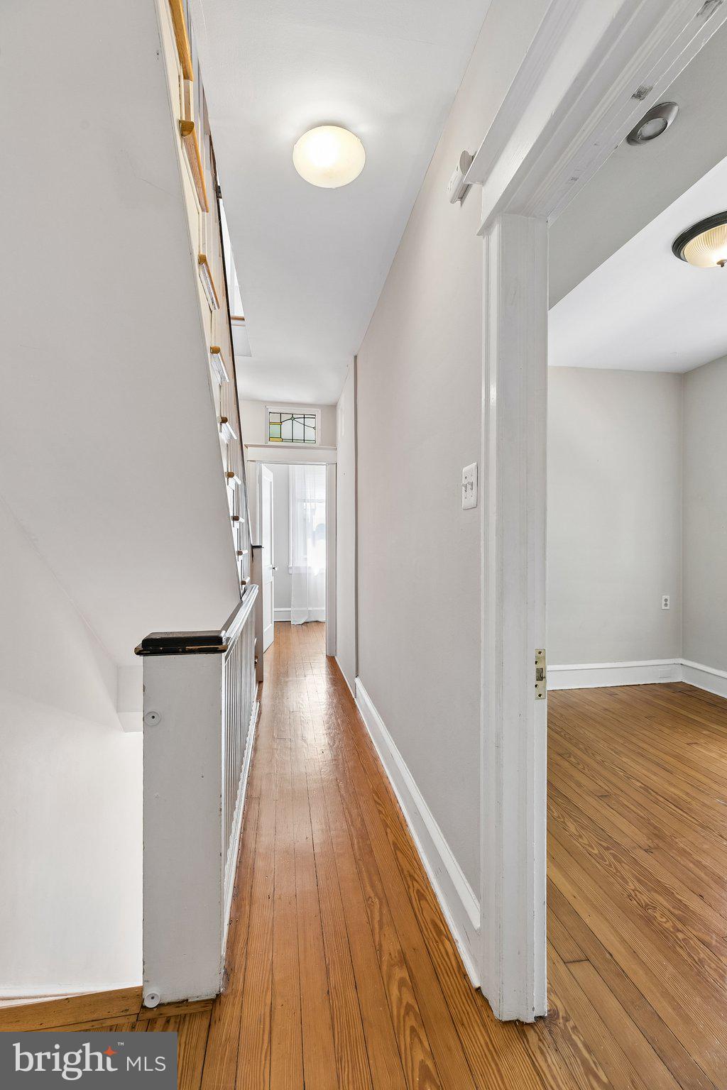 527 South 7th Street, Unit 1 Philadelphia, PA 19147 - Photo 17 of 33 Bright and inviting hallway retreat.