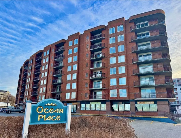 $359,900 | 121 Nantasket Avenue, Unit 503, Hull, MA 02045