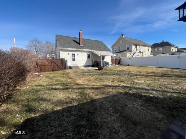 $320,000 | 10 Huron Street, Pittsfield, MA 01201