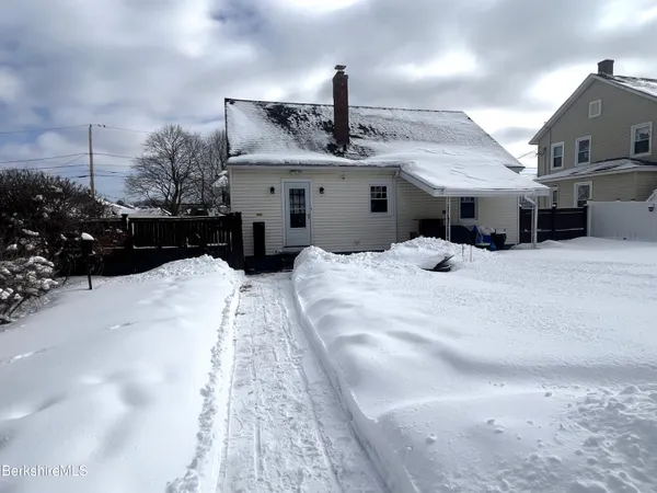 $320,000 | 10 Huron Street, Pittsfield, MA 01201