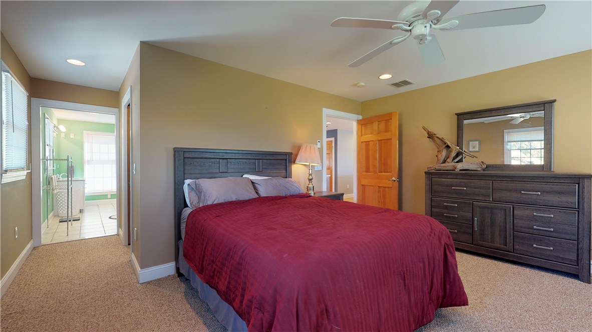 84 Dunns Corner Road Westerly, RI 02891 - Photo 17 of 33