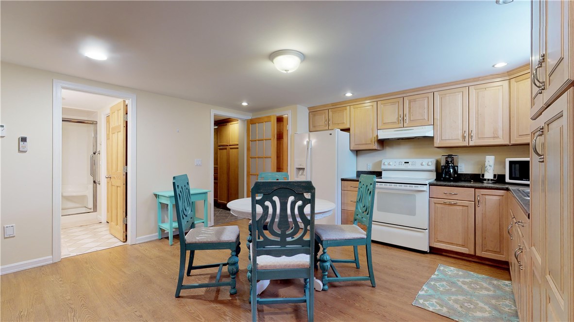 84 Dunns Corner Road Westerly, RI 02891 - Photo 18 of 33