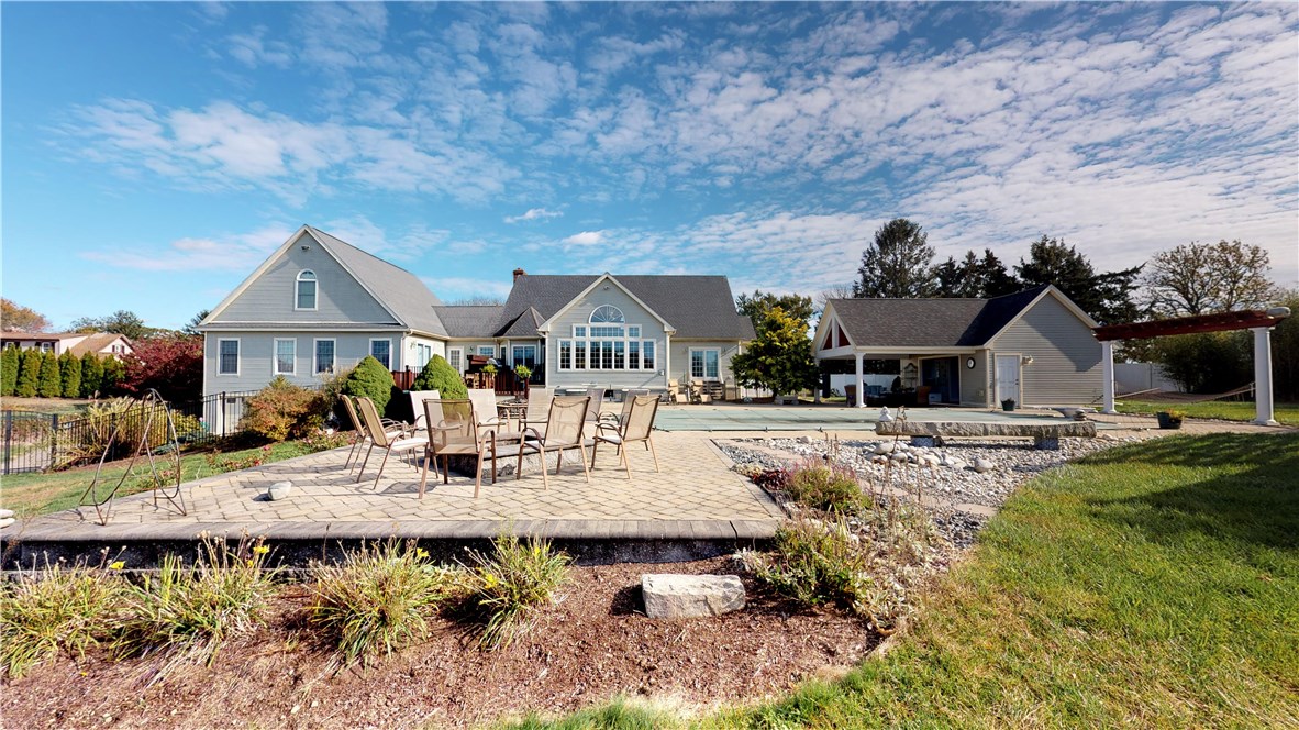 84 Dunns Corner Road Westerly, RI 02891 - Photo 24 of 33