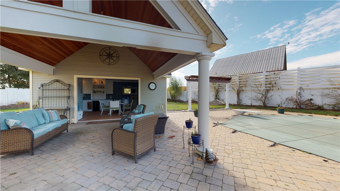 84 Dunns Corner Road Westerly, RI 02891 - Photo 28 of 33