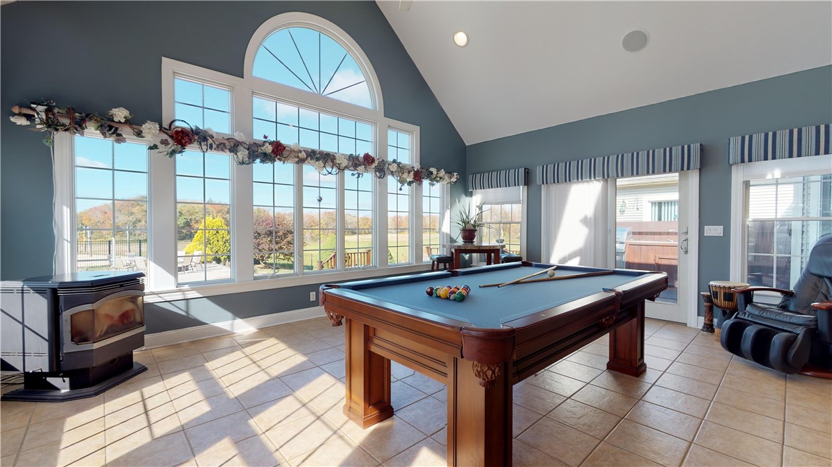 84 Dunns Corner Road Westerly, RI 02891 - Photo 7 of 33