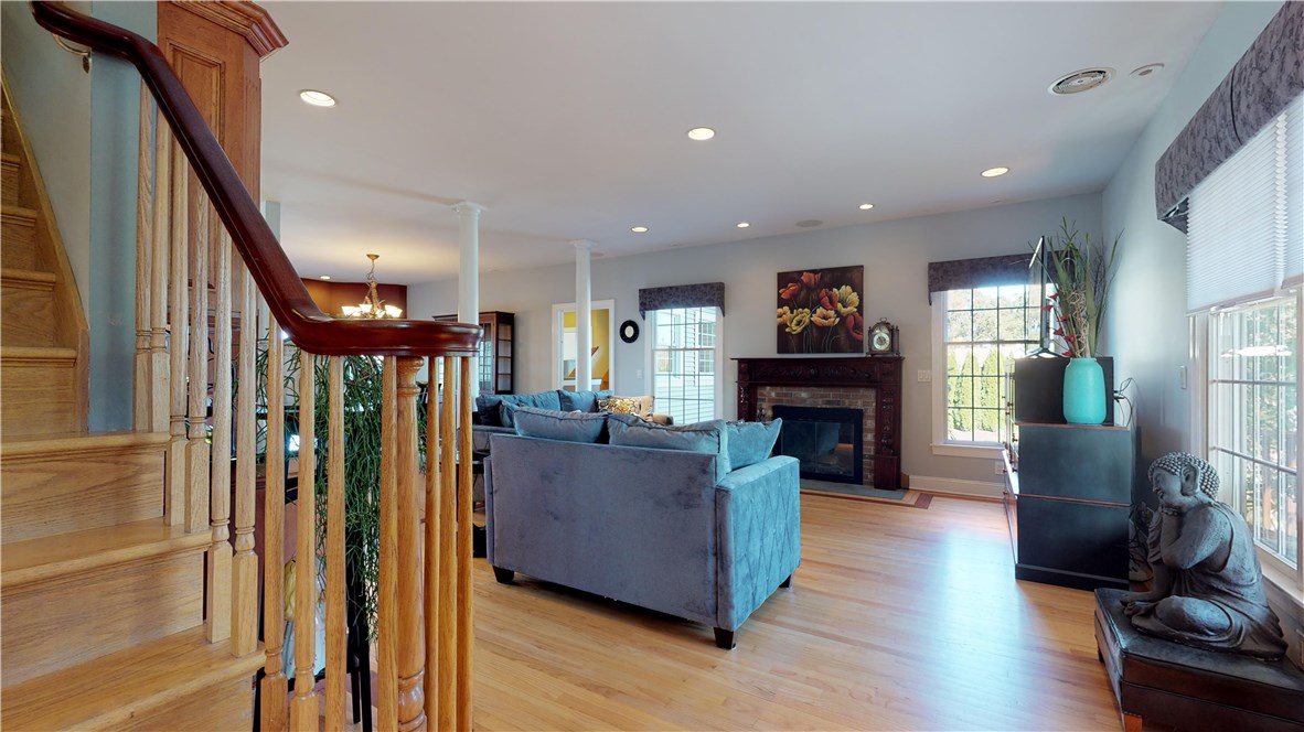 84 Dunns Corner Road Westerly, RI 02891 - Photo 9 of 33