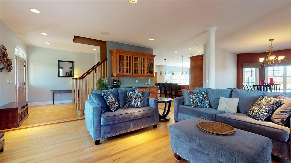 84 Dunns Corner Road Westerly, RI 02891 - Photo 10 of 33