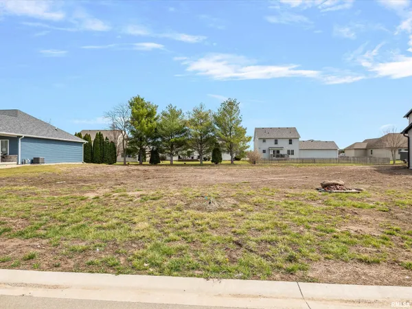 $65,000 | 408 Sundown Lane, Chatham, IL 62629