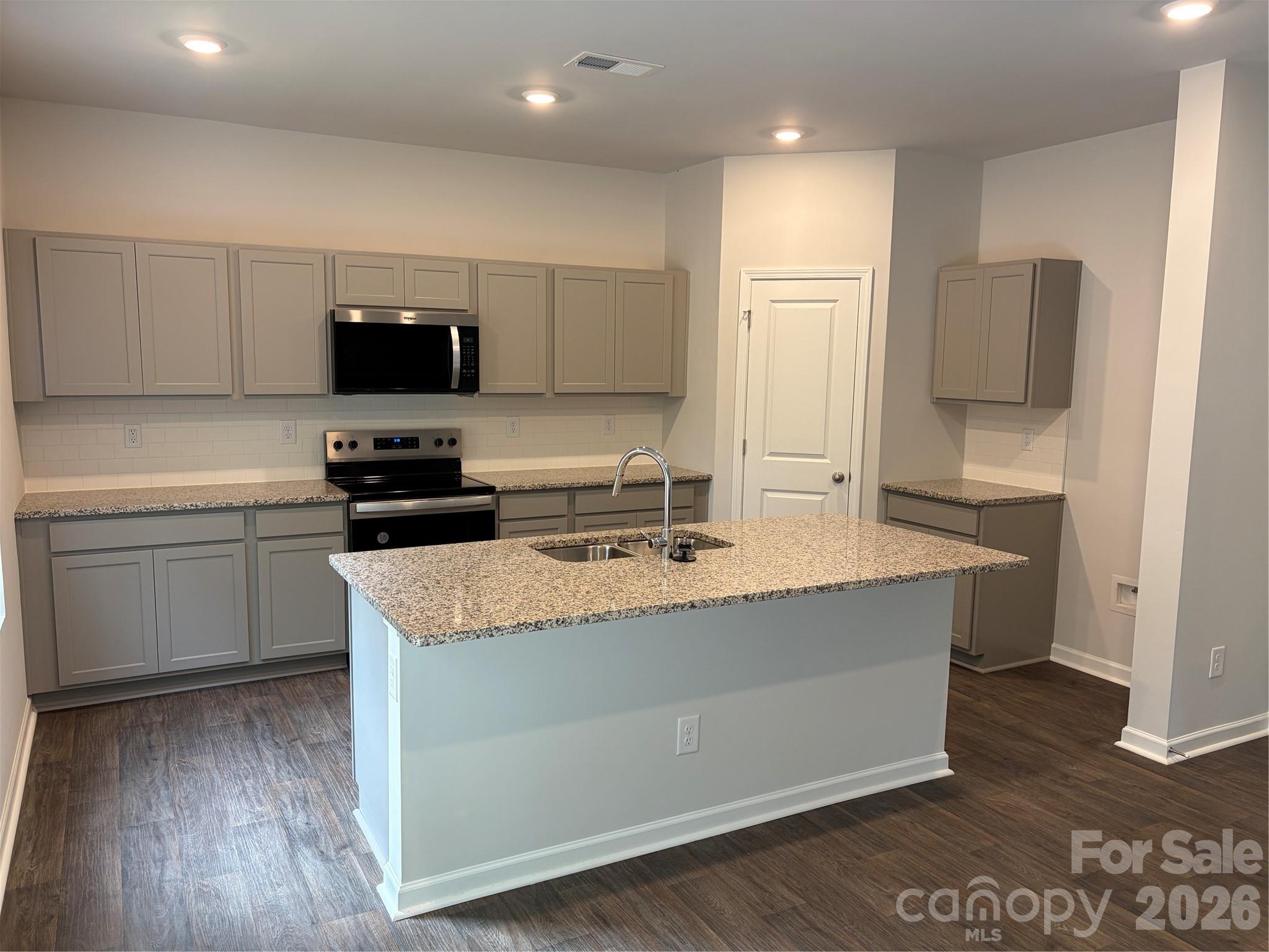 2710 Trawler Way Kannapolis, NC 28083 - Photo 2 of 19