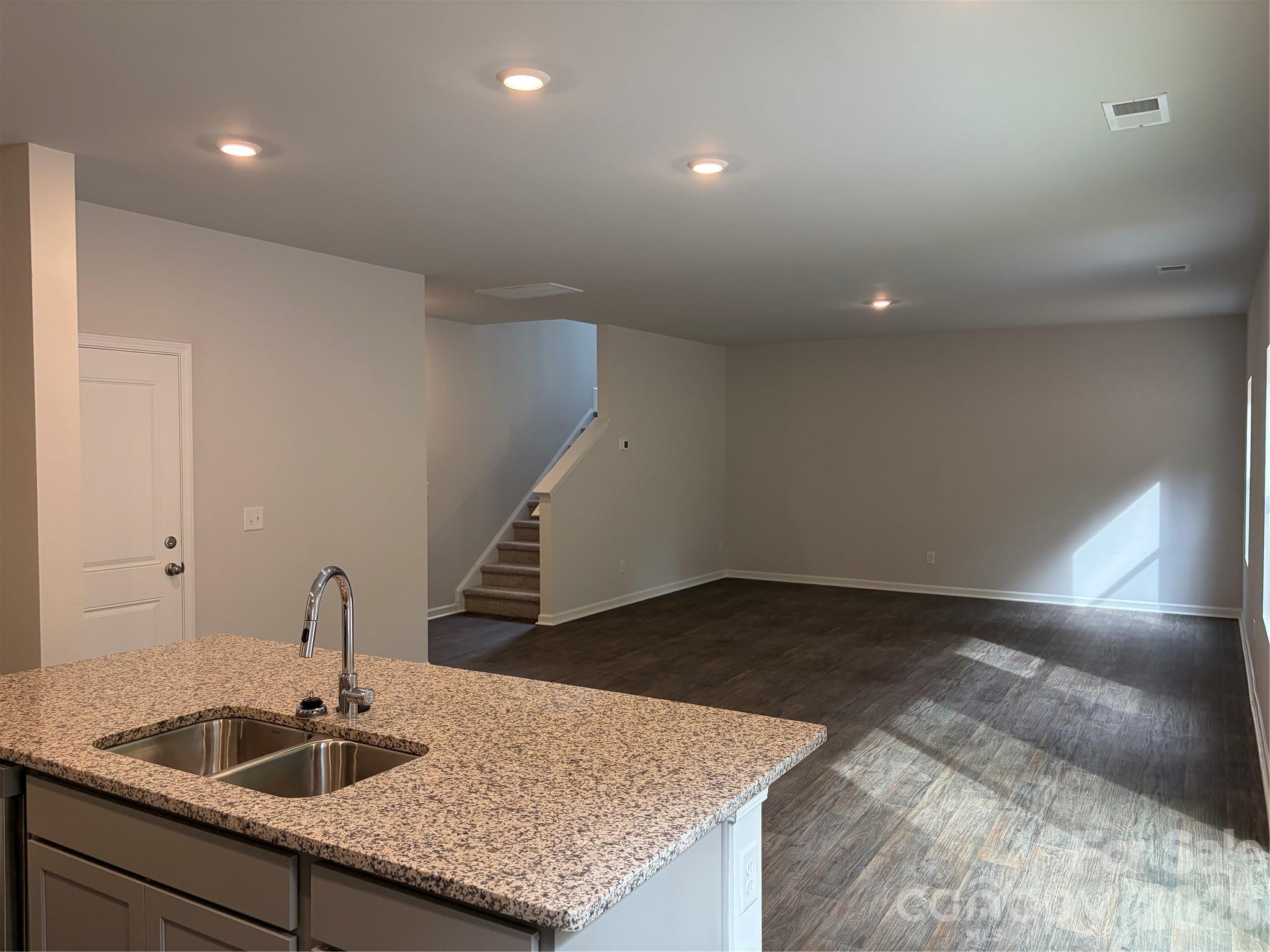 2710 Trawler Way Kannapolis, NC 28083 - Photo 3 of 19