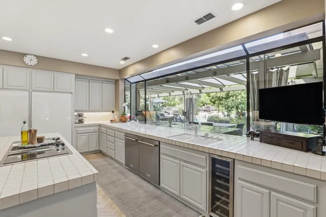 $1,450,000 | 11575 Splitrock Court, Gold River, CA 95670