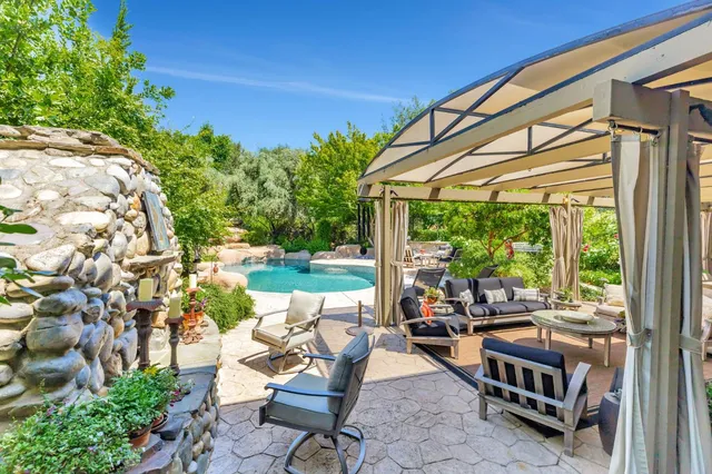 $1,450,000 | 11575 Splitrock Court, Gold River, CA 95670