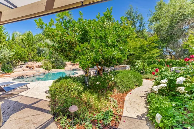 $1,450,000 | 11575 Splitrock Court, Gold River, CA 95670