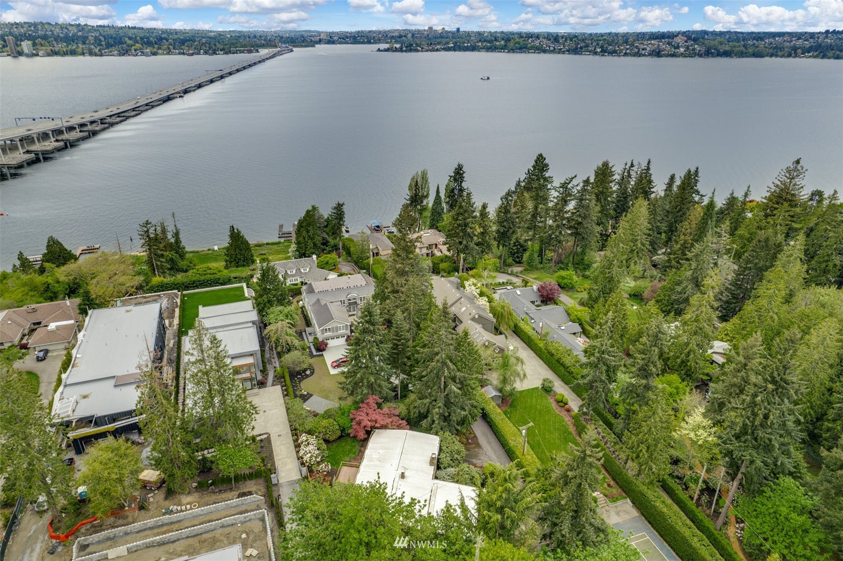 3309 Evergreen Point Road Medina, WA 98039 - Photo 25 of 25 a view of a garden