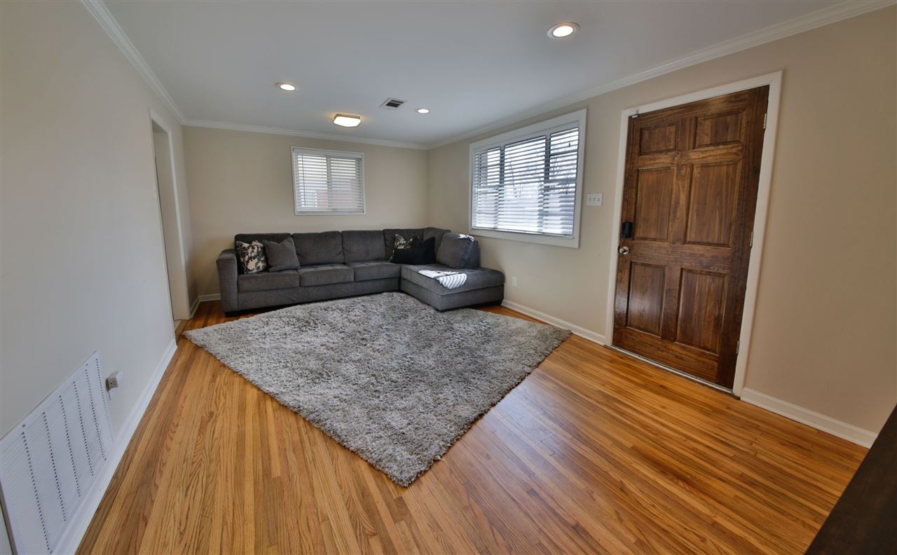 5478 Mesquite Road Memphis, TN 38120 - Photo 2 of 16 Gallery Image 2