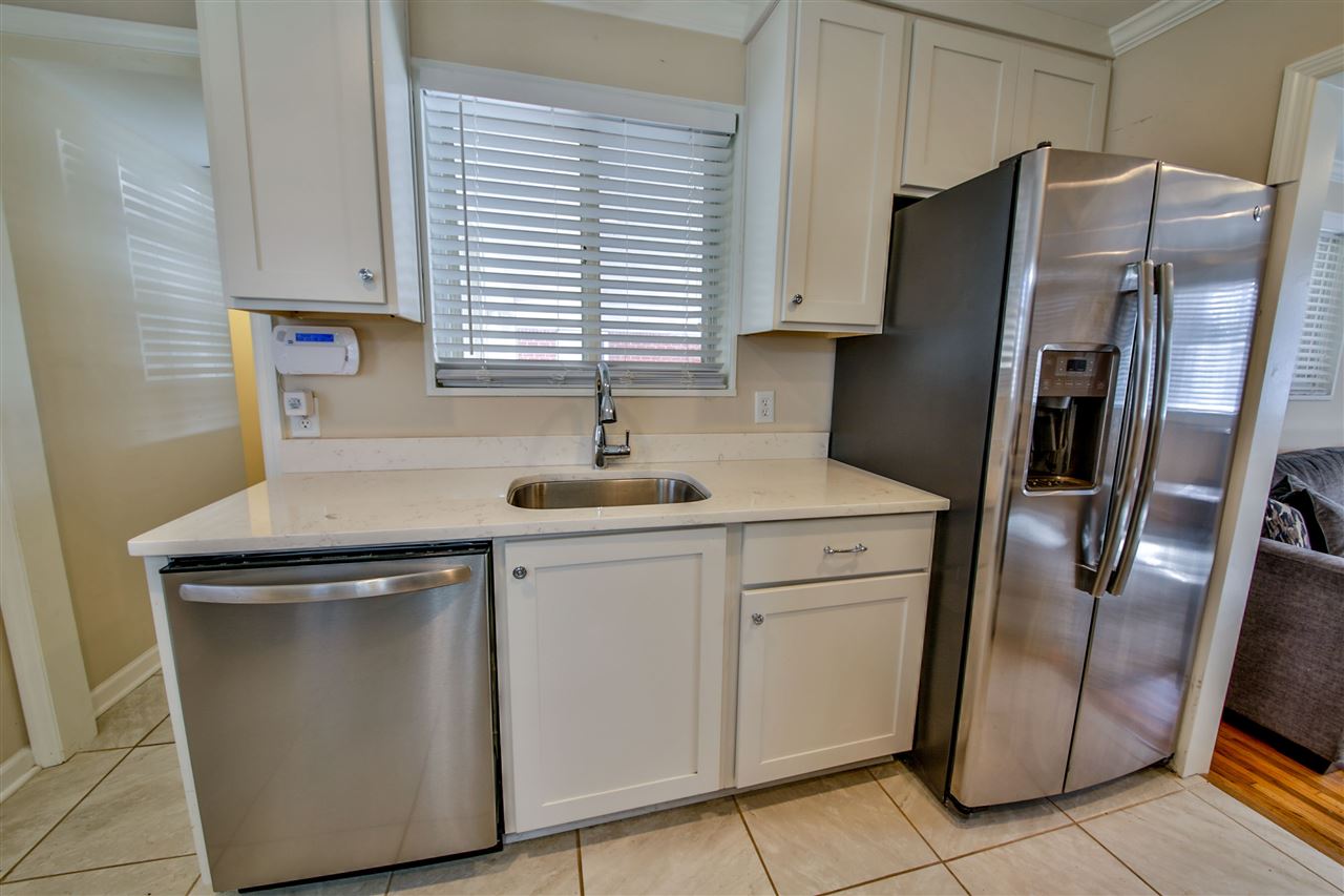 5478 Mesquite Road Memphis, TN 38120 - Photo 4 of 16 Gallery Image 4