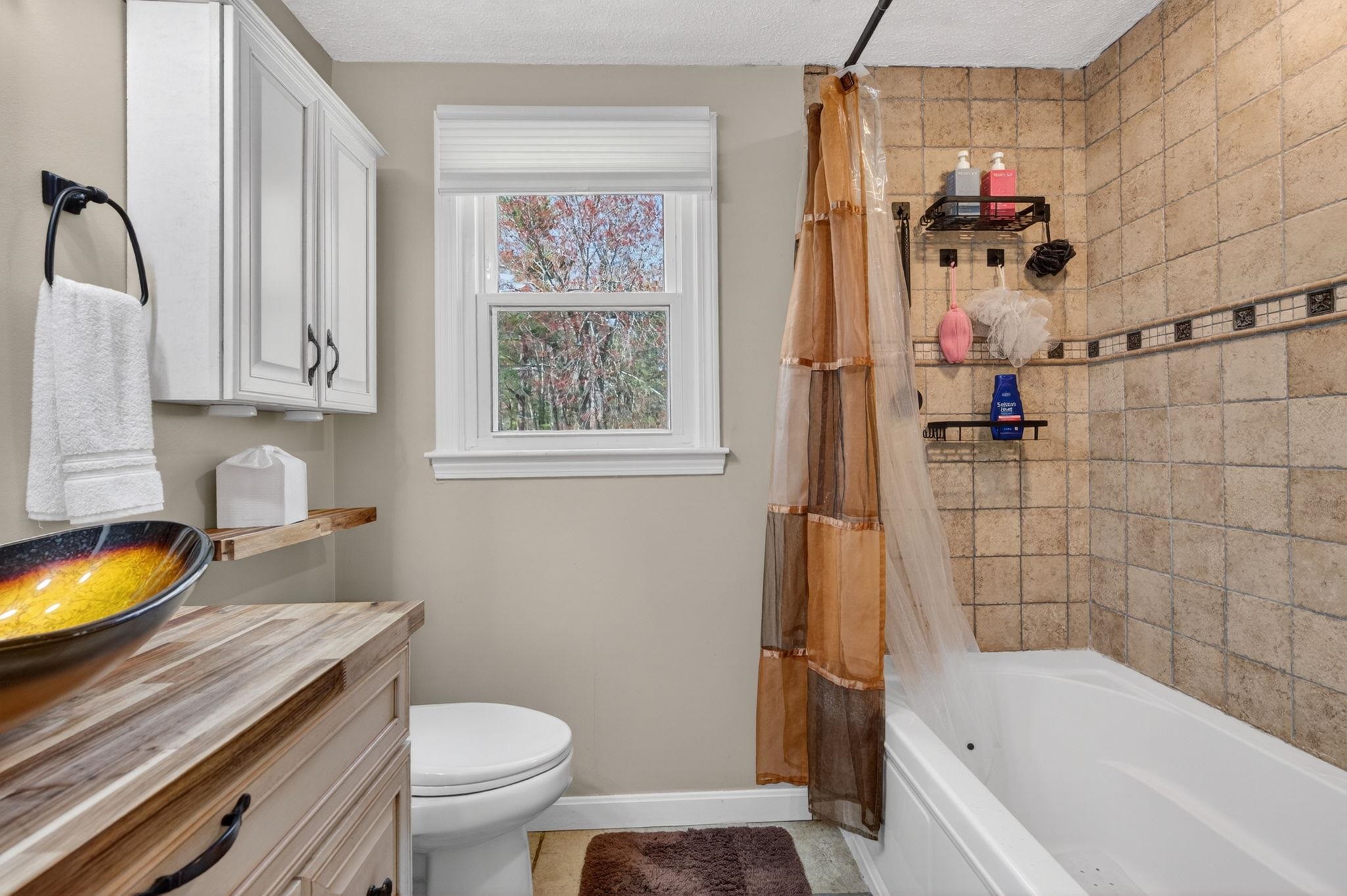 23 Juniper Road, Unit R Derry, NH 03038 - Photo 18 of 40