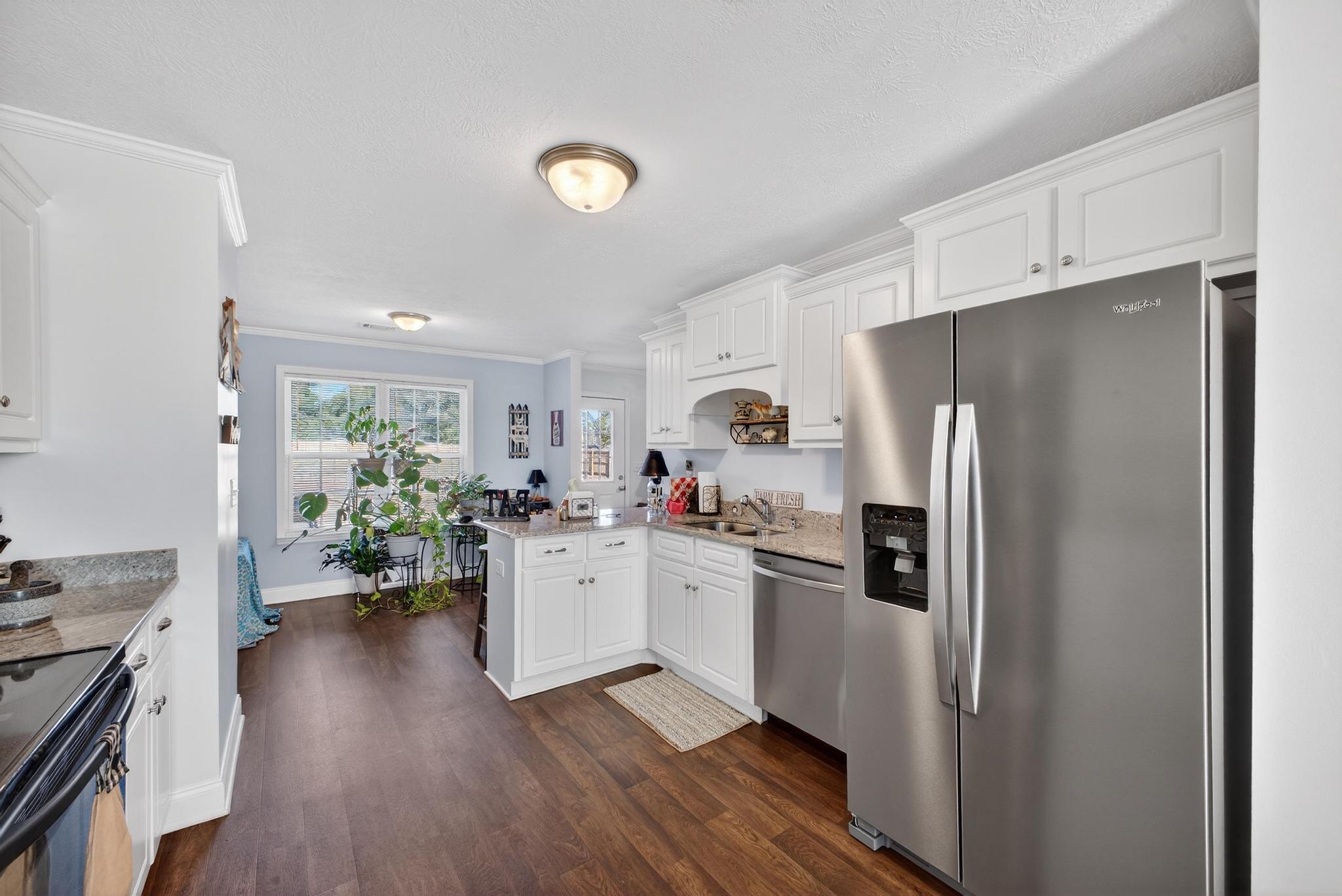 4226 Forest Road Hephzibah, GA 30815 - Photo 11 of 38 Kitchen