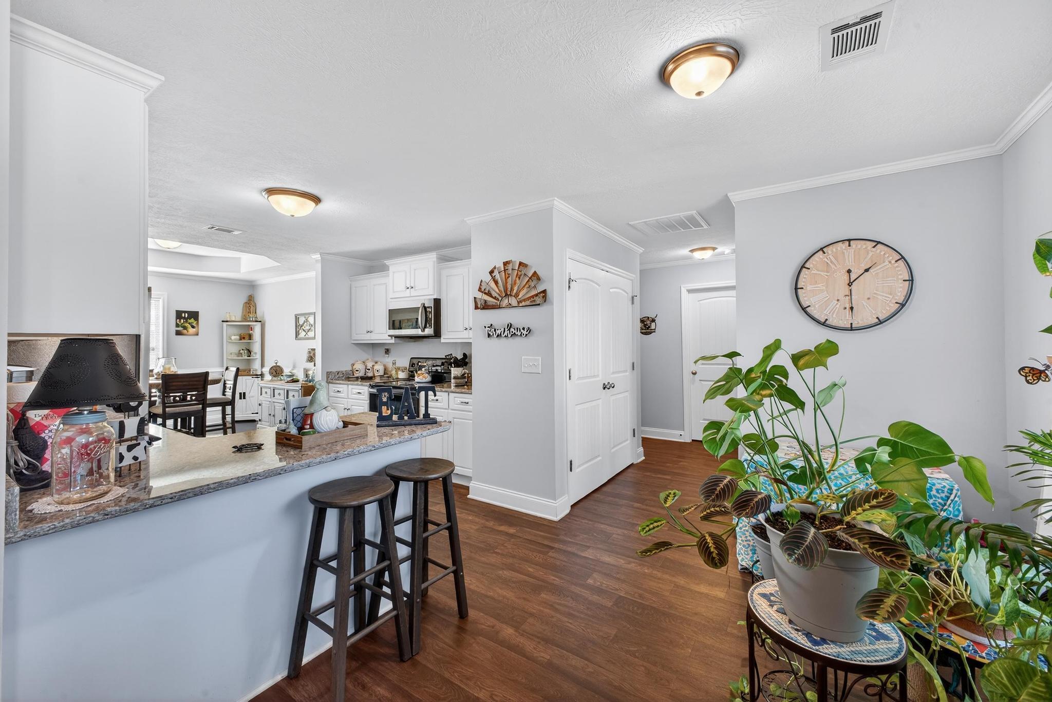 4226 Forest Road Hephzibah, GA 30815 - Photo 13 of 38 Island/ Breakfast Nook