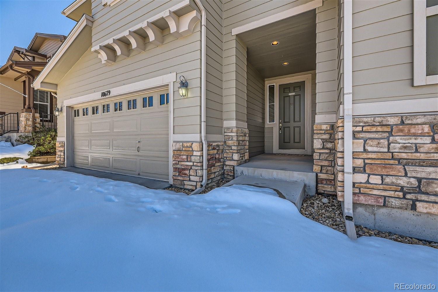 10679 Cedarcrest Circle Highlands Ranch, CO 80130 - Photo 2 of 28
