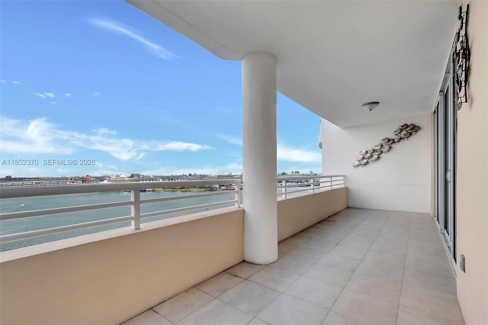 848 Brickell Key Drive, Unit 1906 Miami, FL 33131 - Photo 4 of 24