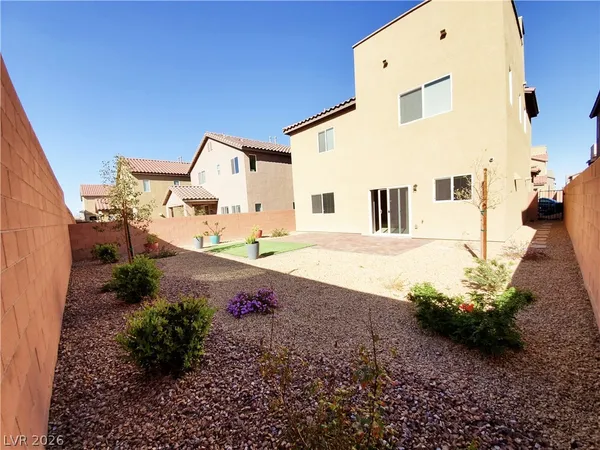 $2,411 | 5577 Chiflo Song Drive, Las Vegas, NV 89113
