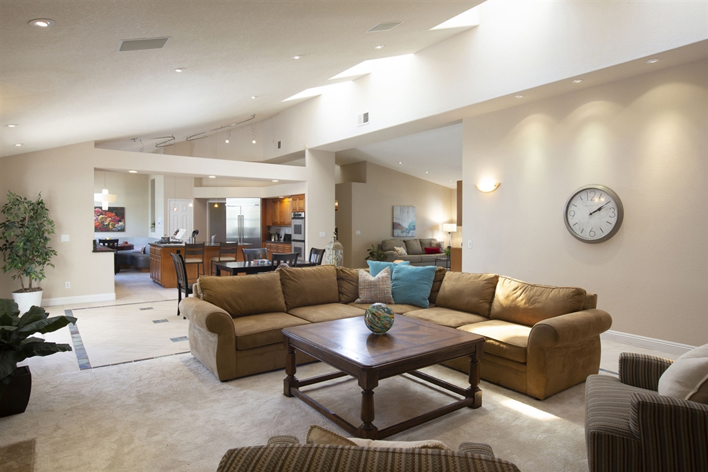 3467 Western Springs Road Encinitas, CA 92024 - Photo 12 of 25