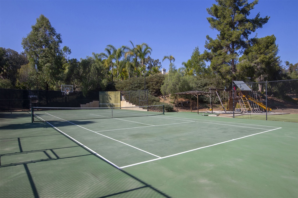 3467 Western Springs Road Encinitas, CA 92024 - Photo 22 of 25