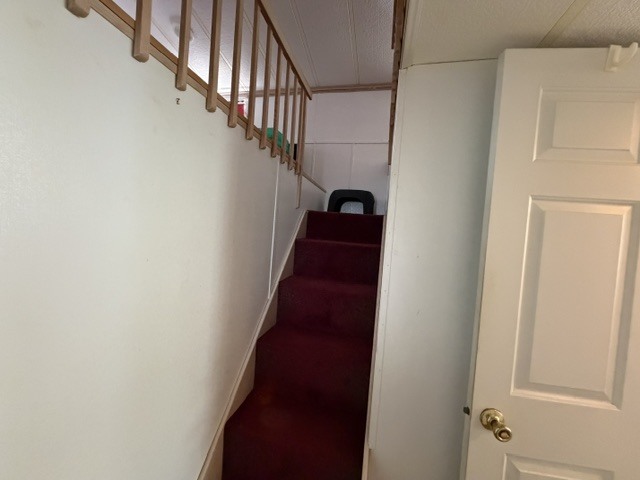 2795 East 28th Road Marseilles, IL 61341 - Photo 19 of 91 a view of entryway