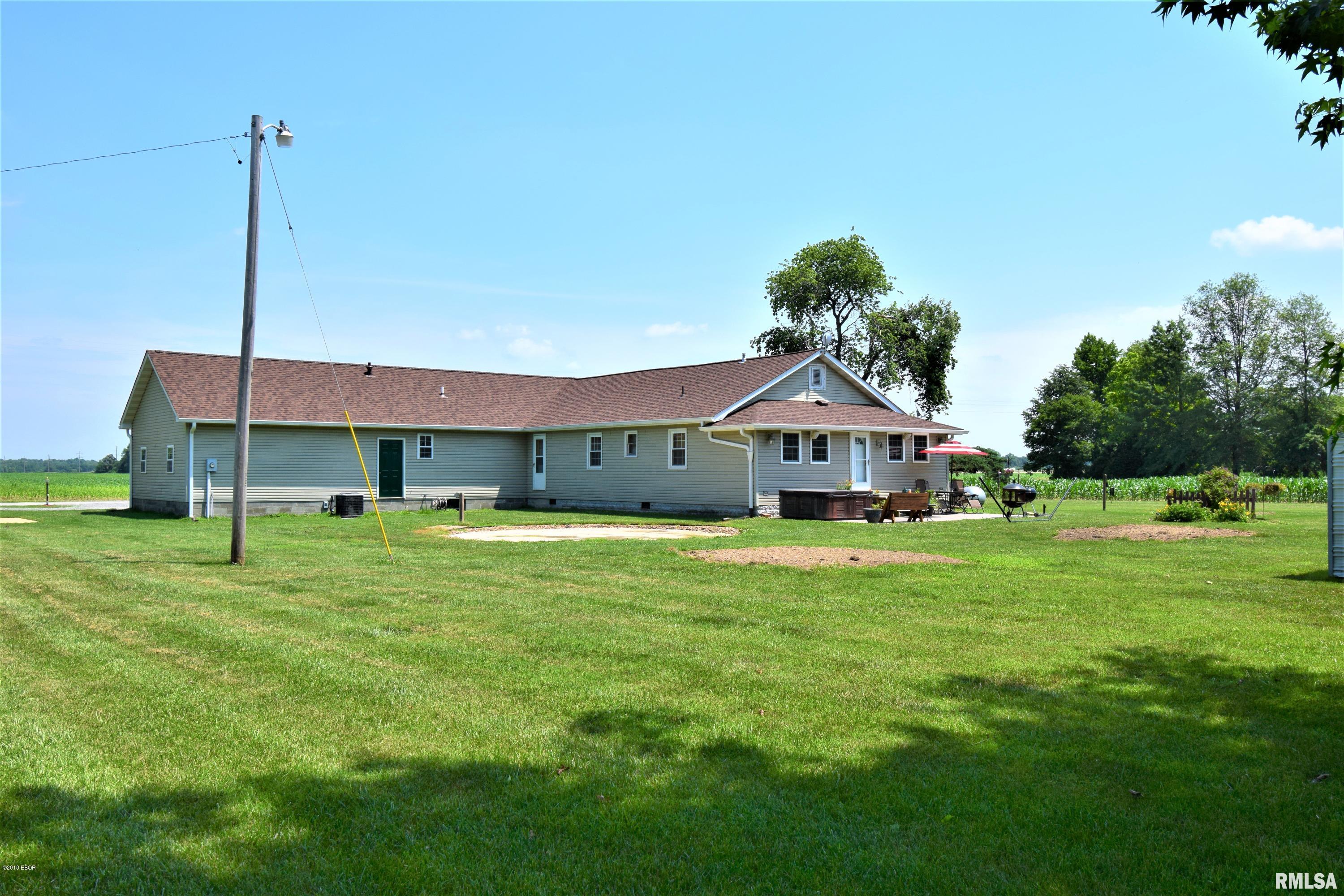 9147 East Bakerville Road Mount Vernon, IL 62864 - Photo 16 of 27 Gallery Image 16
