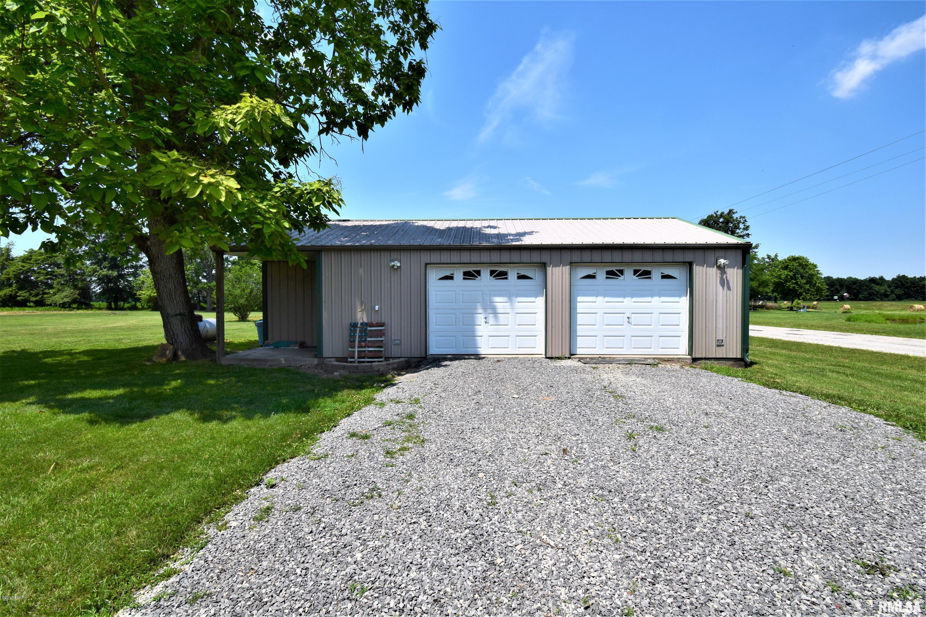 9147 East Bakerville Road Mount Vernon, IL 62864 - Photo 22 of 27 Gallery Image 22