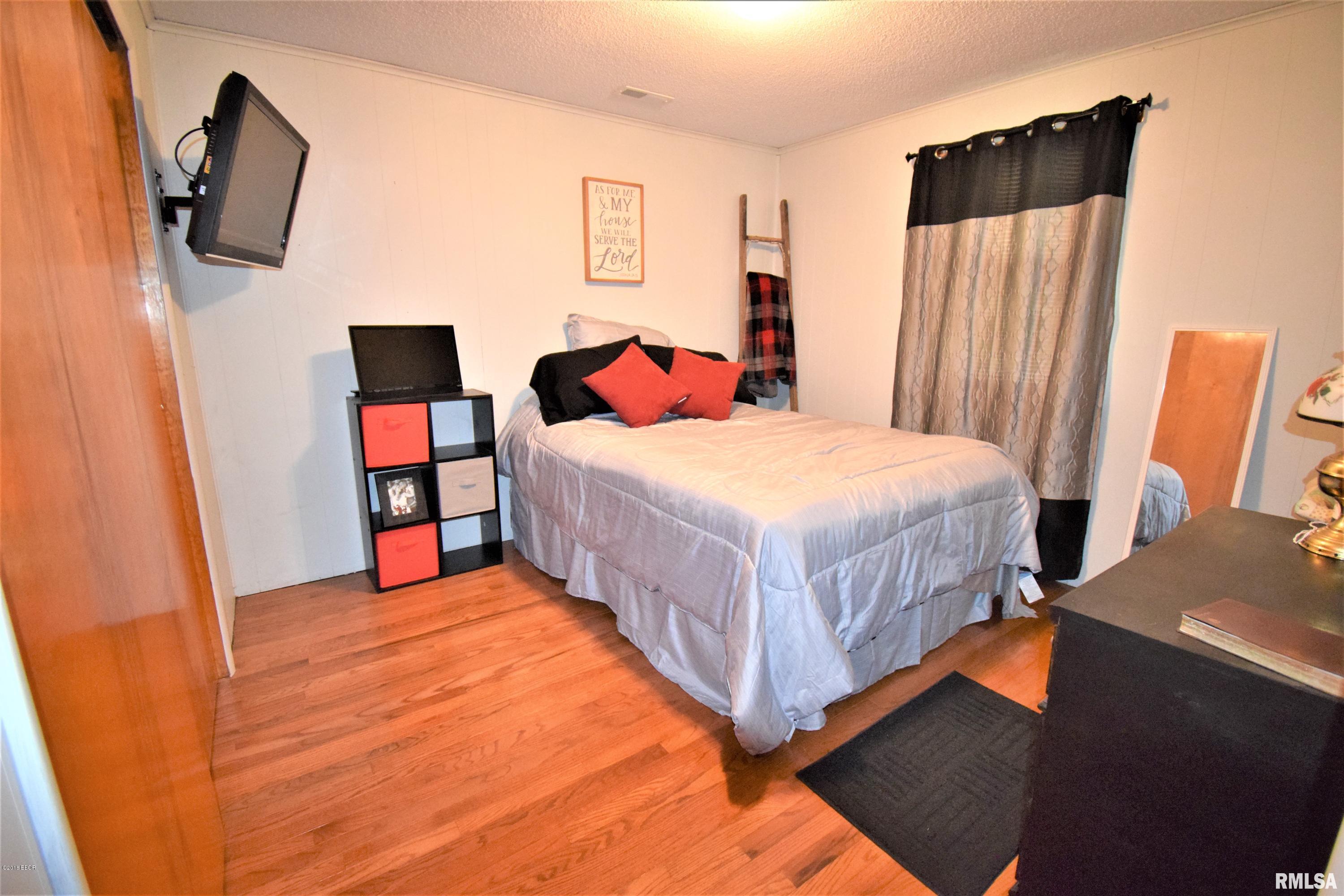 9147 East Bakerville Road Mount Vernon, IL 62864 - Photo 10 of 27 Gallery Image 10