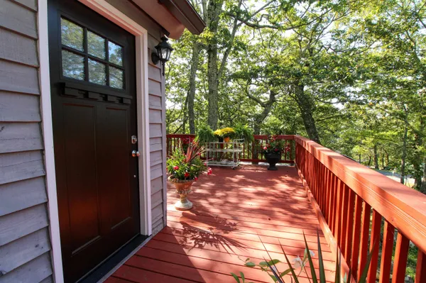 $689,900 | 781 Devils Knob Loop, Roseland, VA 22967