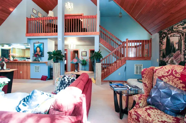 $689,900 | 781 Devils Knob Loop, Roseland, VA 22967