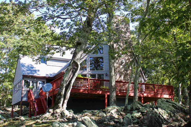 $699,000 | 781 Devils Knob Loop, Roseland, VA 22967