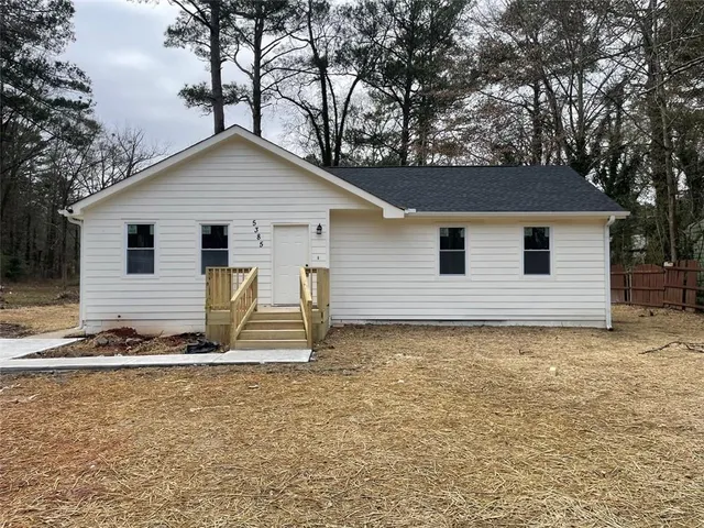 $170,000 | 5385 Booker T Drive, Morrow, GA 30260