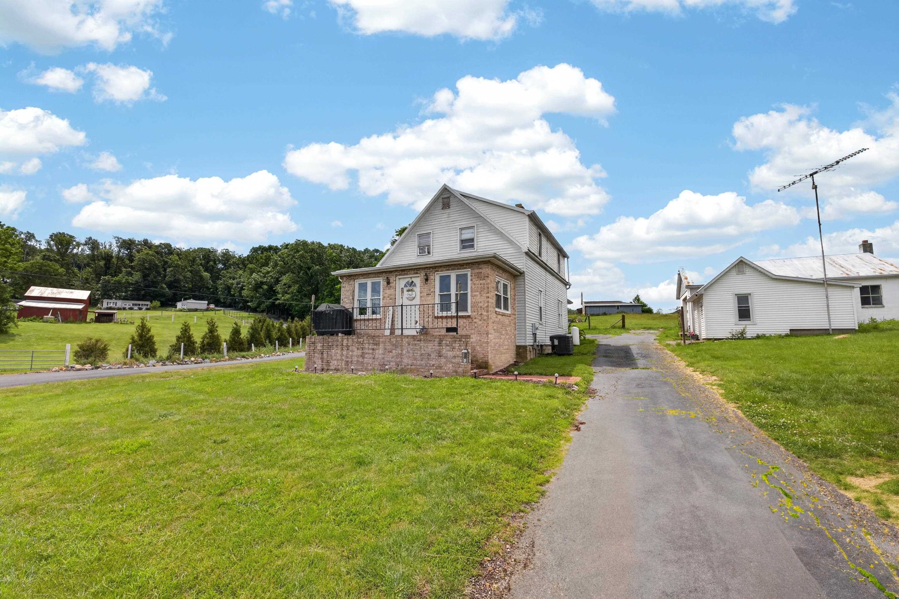 1130 Fellowship Road Harrisonburg, VA 22802 - Photo 10 of 63 Gallery Image 10