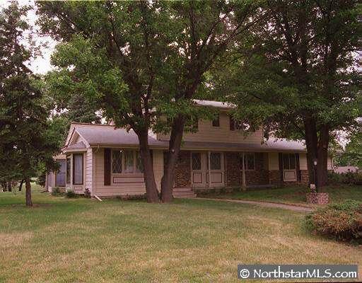 10 Hanley Road Golden Valley, MN 55426 - Photo 1 of 1 Gallery Image 1