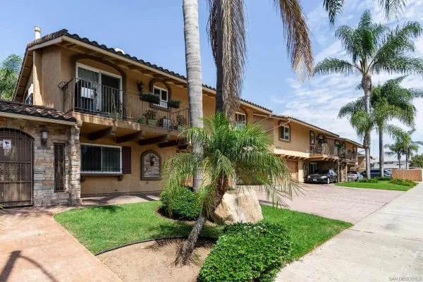 $335,000 | 4212 48th Street, Unit 2, San Diego, CA 92115