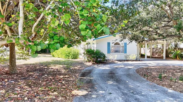 $699,000 | 1027 Southeast Osceola Street, Stuart, FL 34996