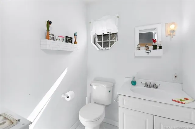 $729,000 | 1027 Southeast Osceola Street, Stuart, FL 34996