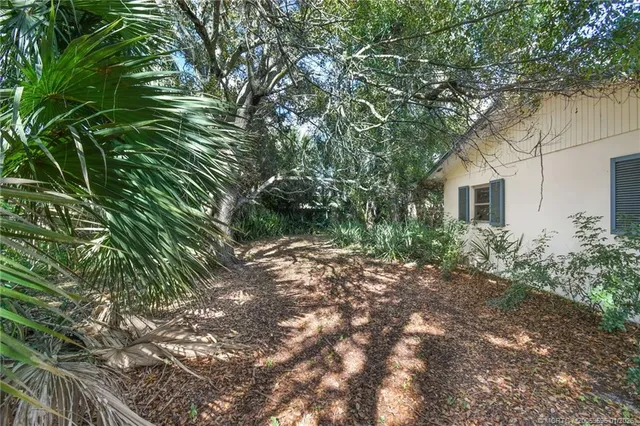 $729,000 | 1027 Southeast Osceola Street, Stuart, FL 34996