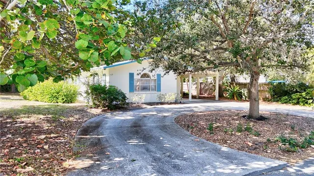 $729,000 | 1027 Southeast Osceola Street, Stuart, FL 34996