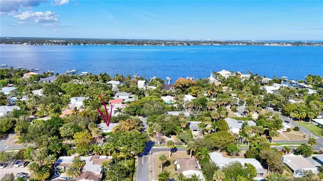 $699,000 | 1027 Southeast Osceola Street, Stuart, FL 34996