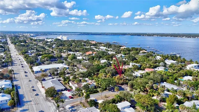 $699,000 | 1027 Southeast Osceola Street, Stuart, FL 34996