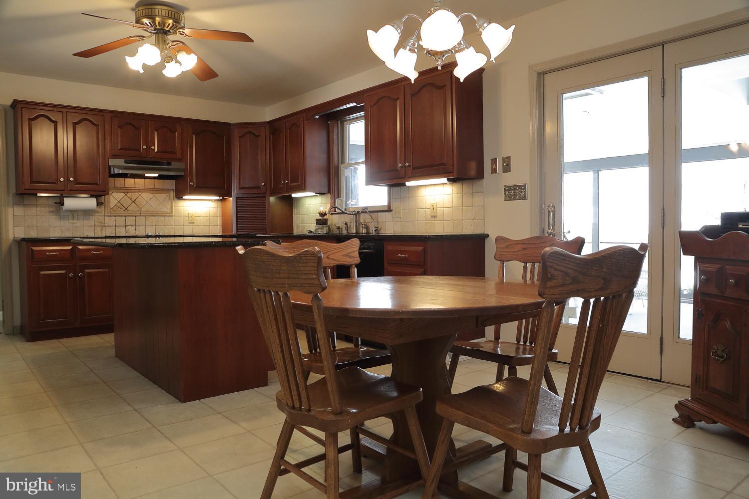 1018 Clay Road Lititz, PA 17543 - Photo 11 of 27
