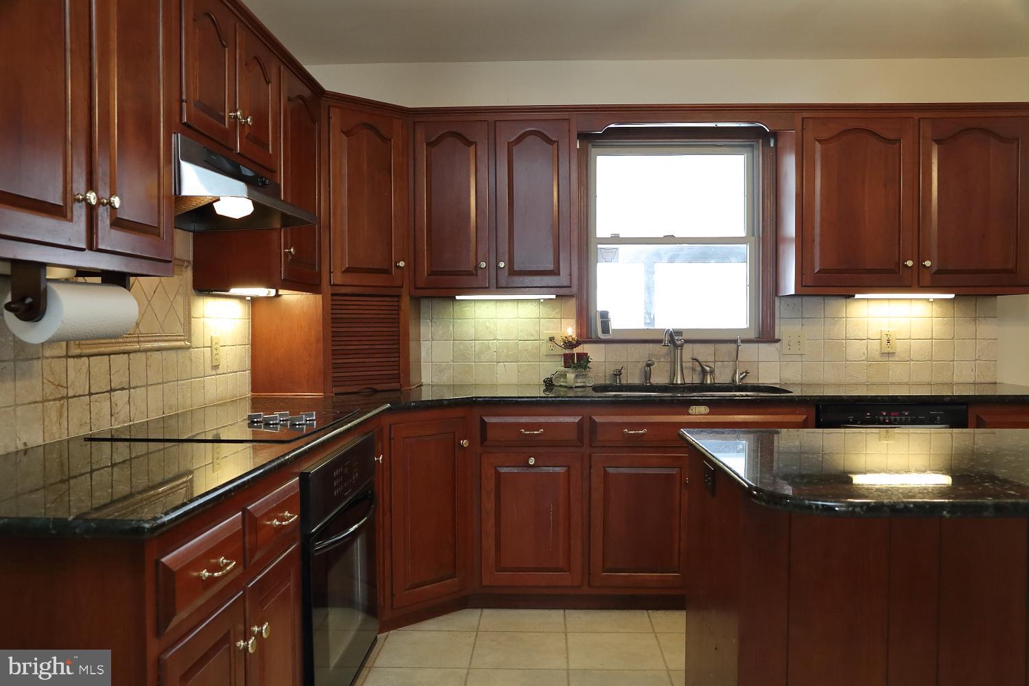 1018 Clay Road Lititz, PA 17543 - Photo 12 of 27